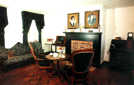 Smith Mansion House Ladies Parlor